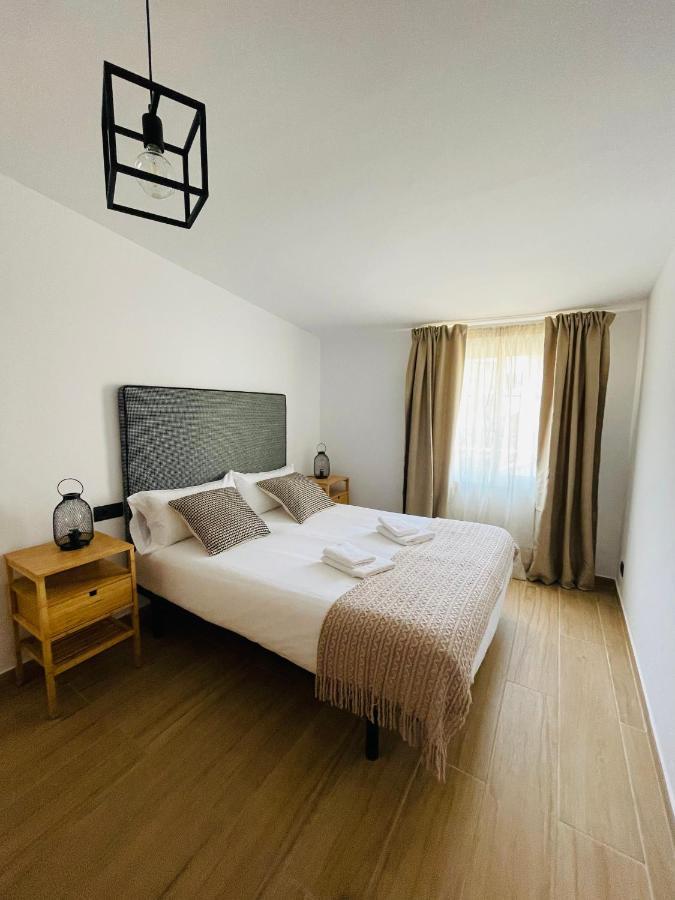 El Apartamento De La Colegiata Apartment Vigo Bagian luar foto